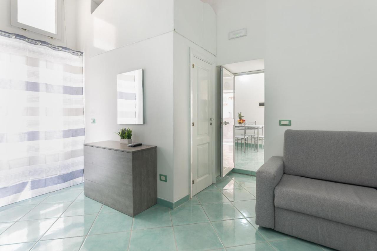 La Magia Del Mare Apartamento Ísquia Exterior foto
